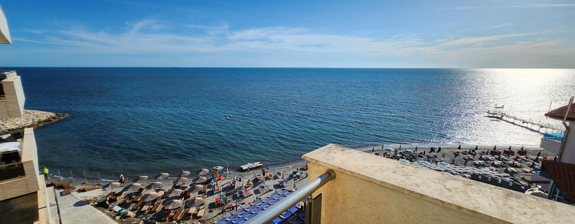 La Dolce Vita Durrës Zewnętrze zdjęcie